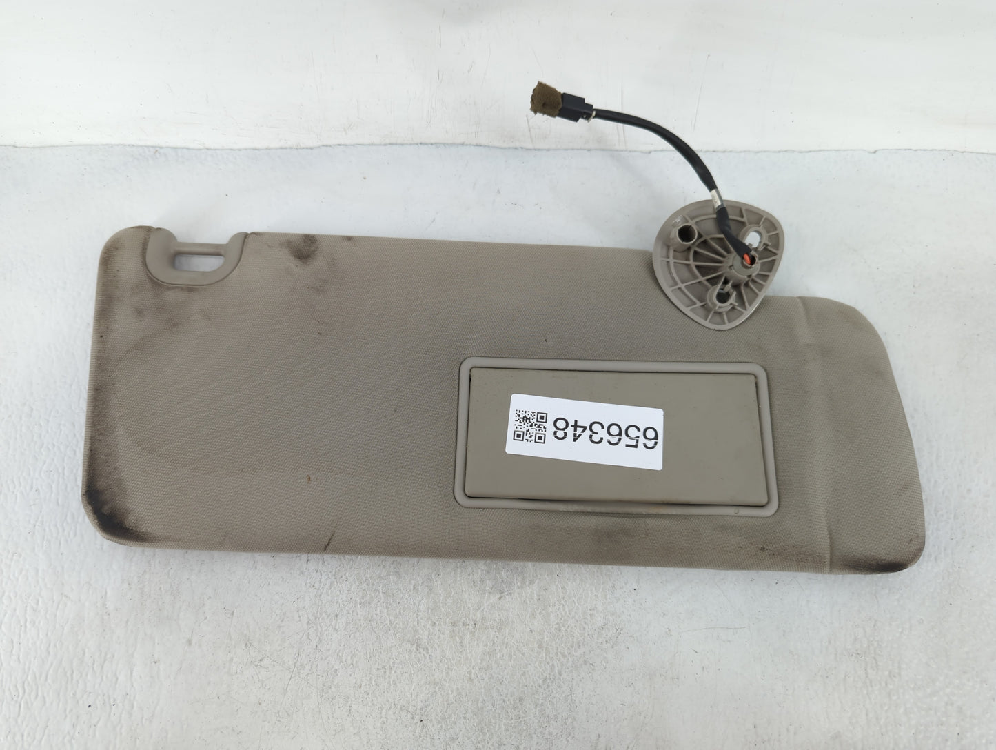 2013-2014 Ram 1500 Sun Visor Shade Replacement Passenger Right Mirror Fits Fits 2013 2014 2015 2016 2017 2018 OEM Used Auto 