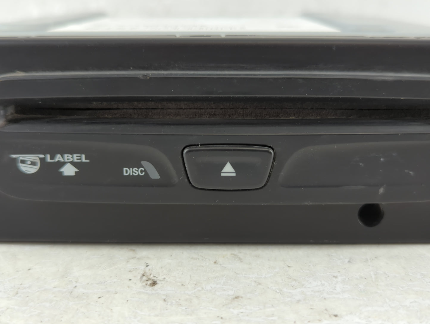 2013-2015 Ram 1500 Am Fm Cd Player Radio Receiver - Oemusedautoparts1.com