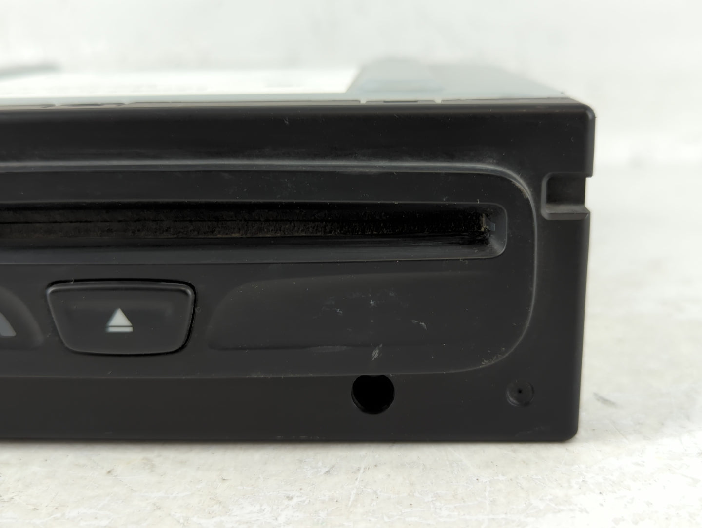 2013-2015 Ram 1500 Am Fm Cd Player Radio Receiver - Oemusedautoparts1.com