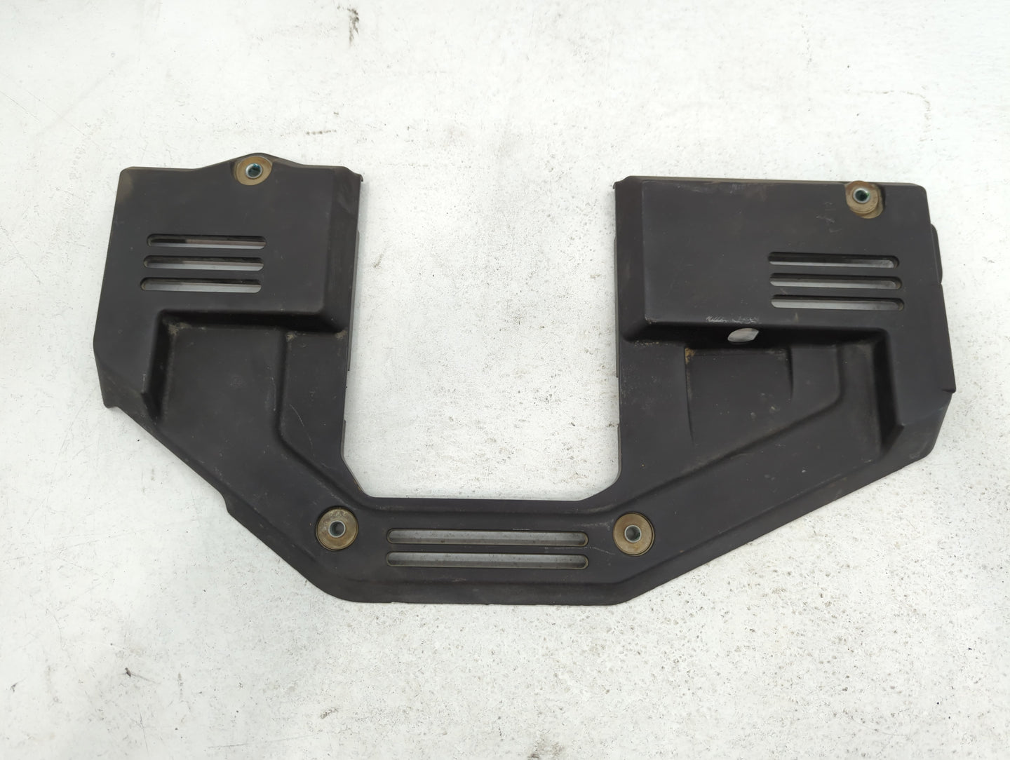 2014 Ram 3500 Engine Cover - Oemusedautoparts1.com