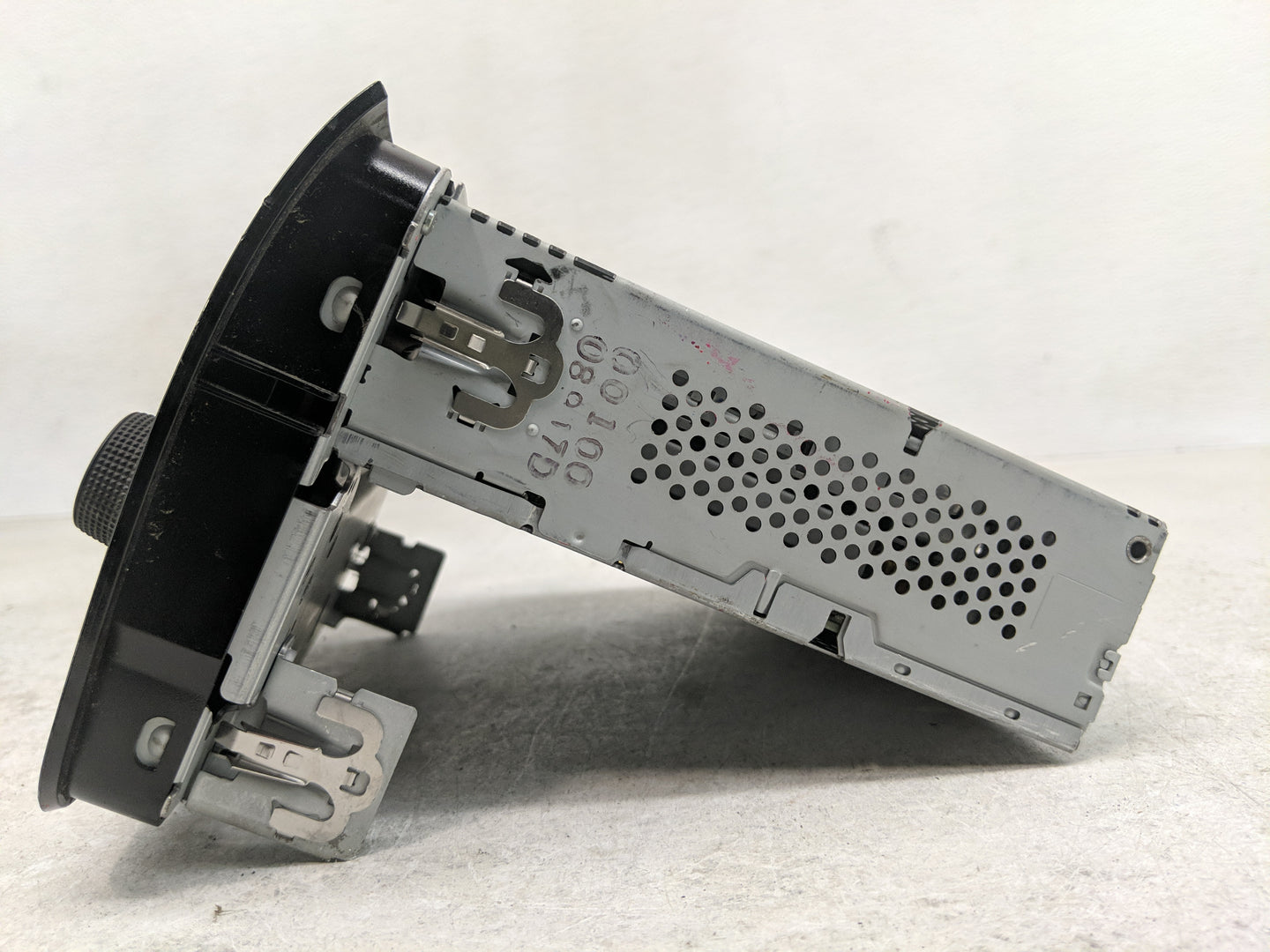 2014 Ram Promaster Radio AM FM Cd Player Receiver Replacement P/N:P6FK52LXFAB Fits OEM Used Auto Parts - Oemusedautoparts1.c