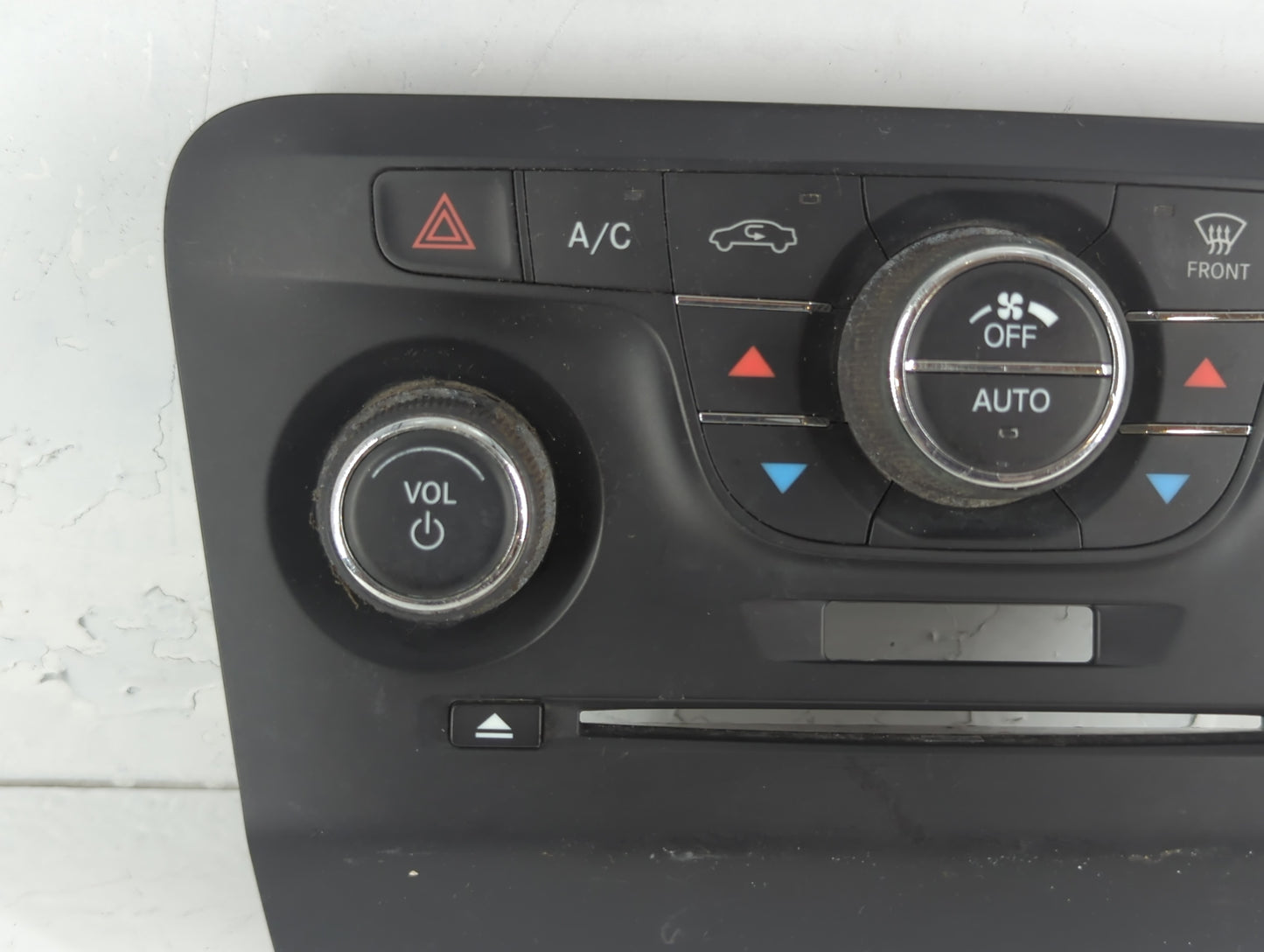 2014-2015 Ram Promaster 1500 Radio AM FM Cd Player Receiver Replacement Fits Fits 2014 2015 OEM Used Auto Parts - Oemusedaut