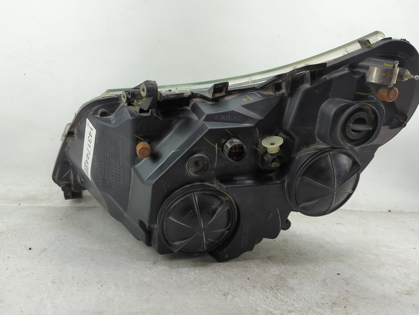 2014 Ram Promaster 1500 Passenger Right Oem Head Light Headlight Lamp - Oemusedautoparts1.com