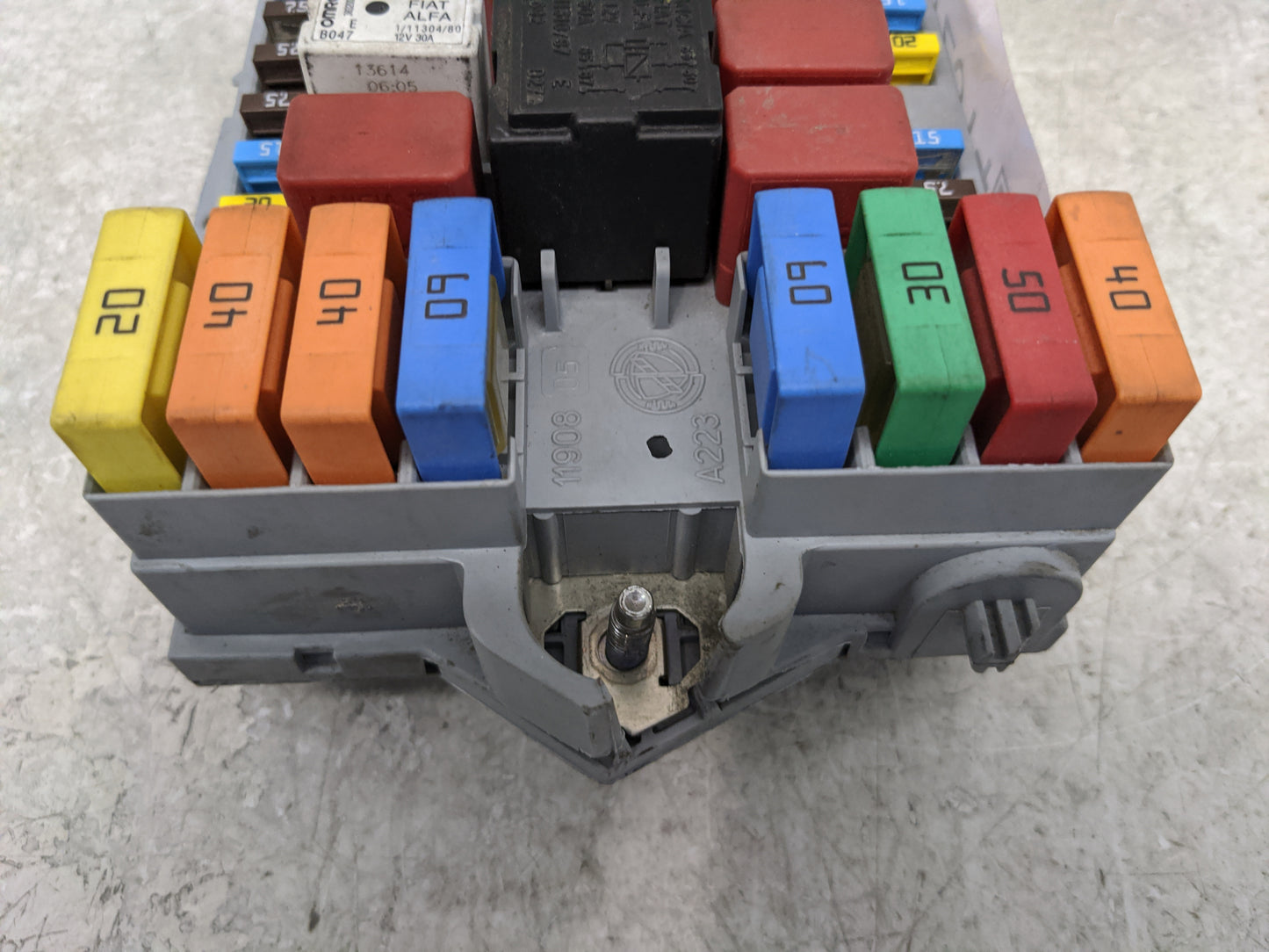 2014-2015 Ram Promaster 3500 Fusebox Fuse Box Panel Relay Module Fits Fits 2014 2015 OEM Used Auto Parts - Oemusedautoparts1