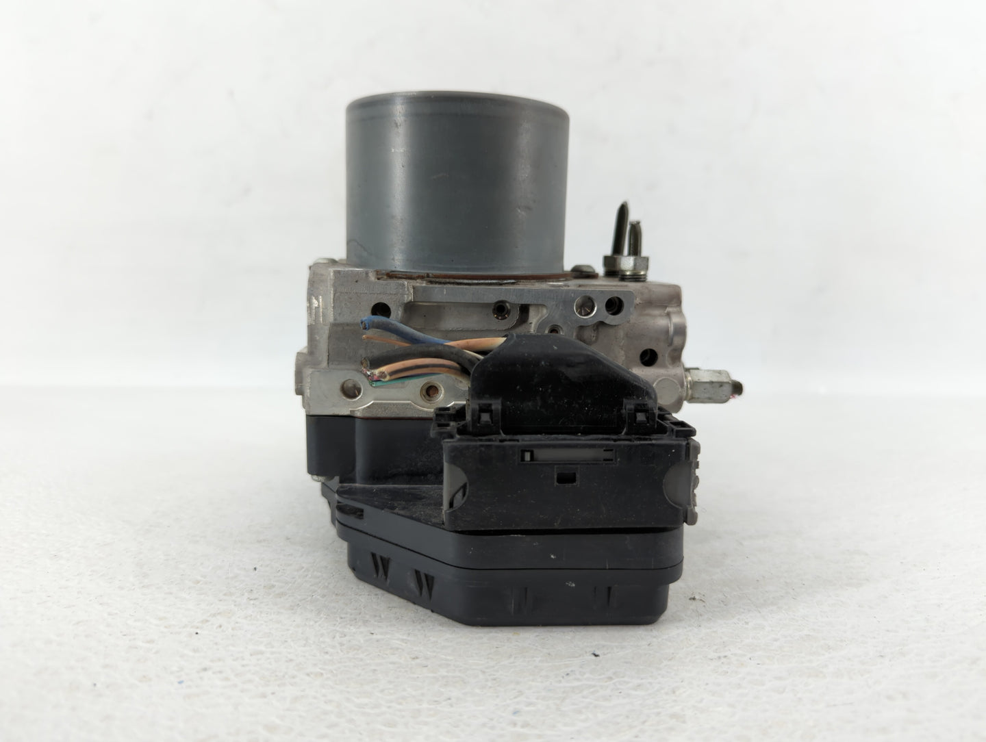 2014-2016 Scion Tc ABS Pump Control Module Replacement P/N:89541-21120 Fits Fits 2014 2015 2016 OEM Used Auto Parts - Oemuse