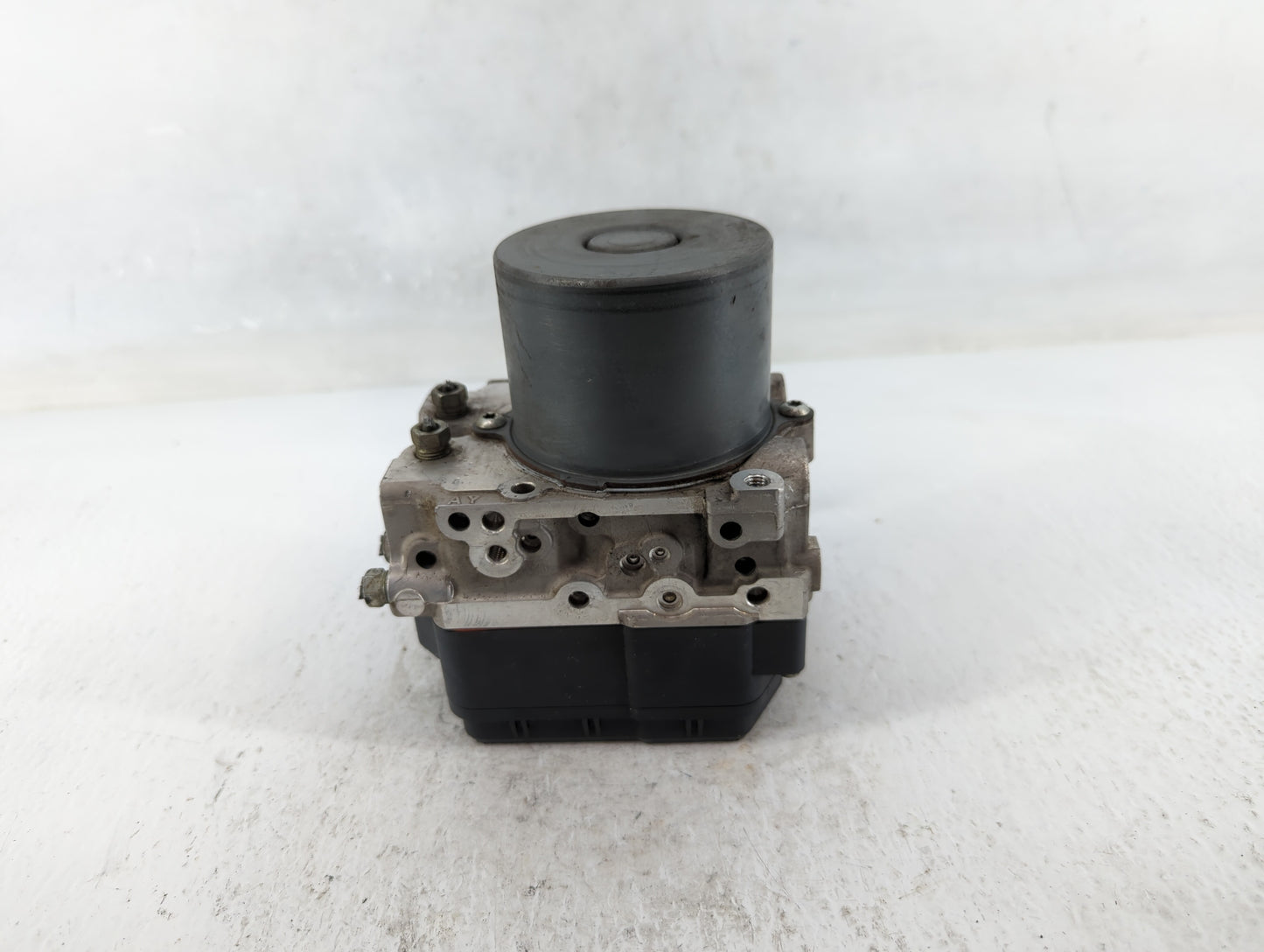 2014-2016 Scion Tc ABS Pump Control Module Replacement P/N:89541-21120 133000-2680 Fits Fits 2014 2015 2016 OEM Used Auto Pa