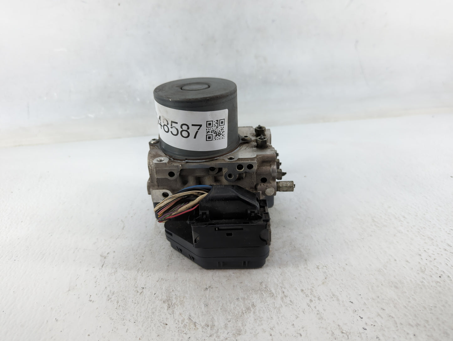 2014-2016 Scion Tc ABS Pump Control Module Replacement P/N:89541-21120 133000-2680 Fits Fits 2014 2015 2016 OEM Used Auto Pa