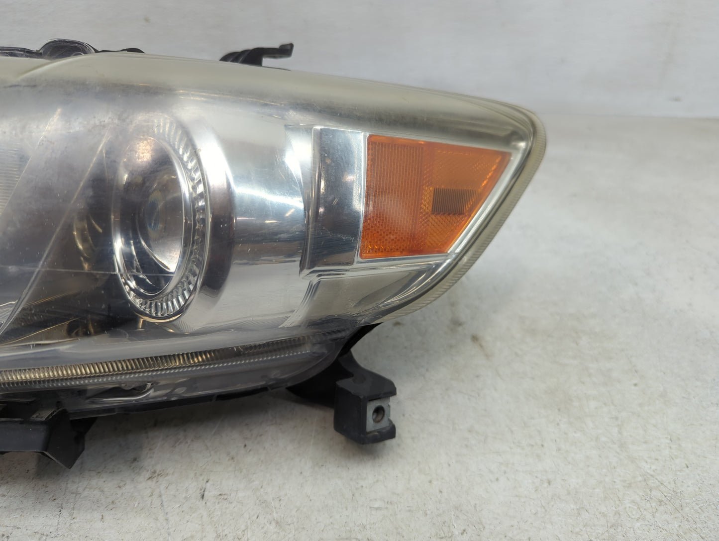 2011-2015 Scion Xb Driver Left Oem Head Light Headlight Lamp - Oemusedautoparts1.com
