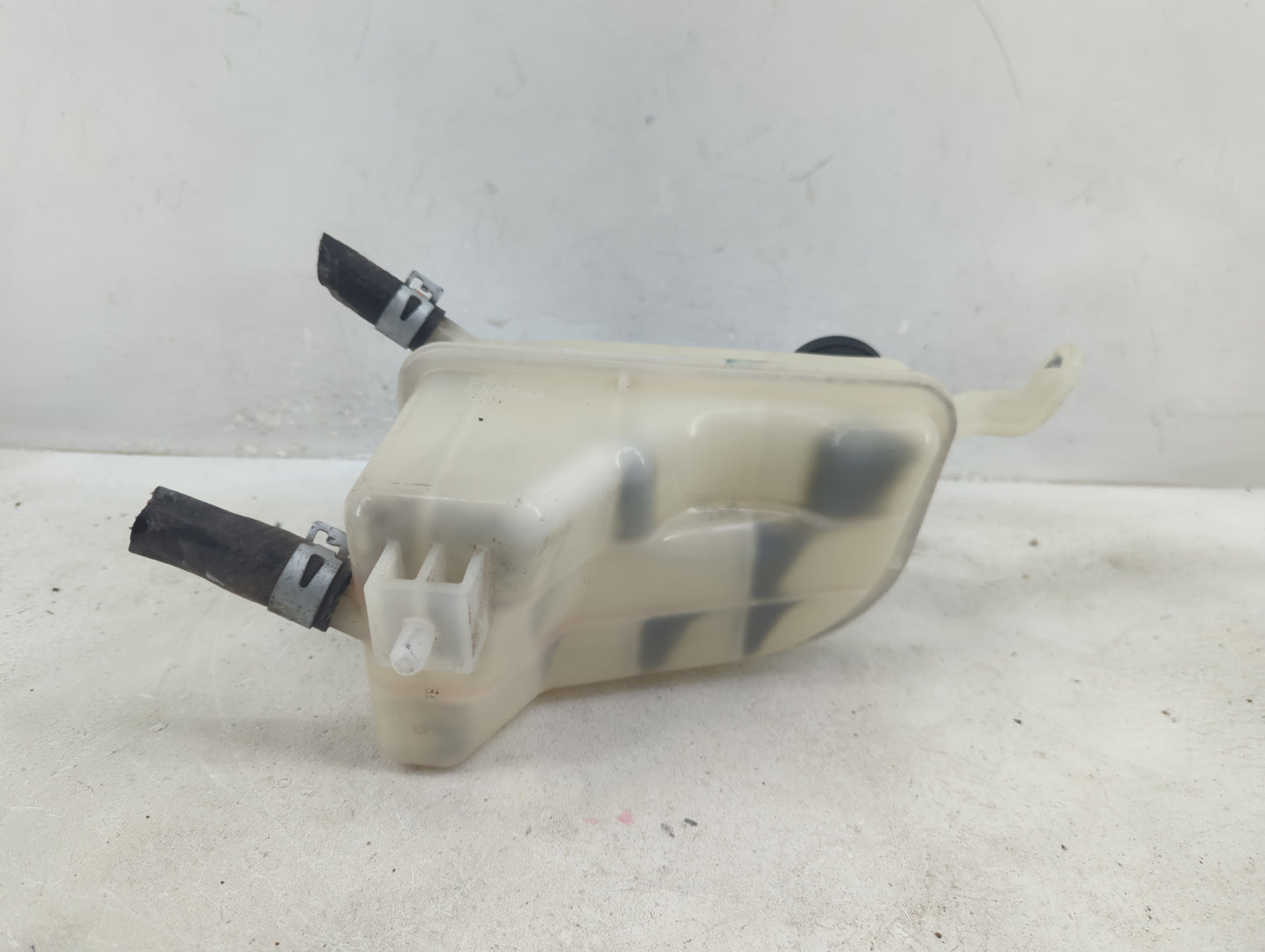 2014 Scion Xb Windshield Washer Fluid Reservoir Bottle Oem - Oemusedautoparts1.com