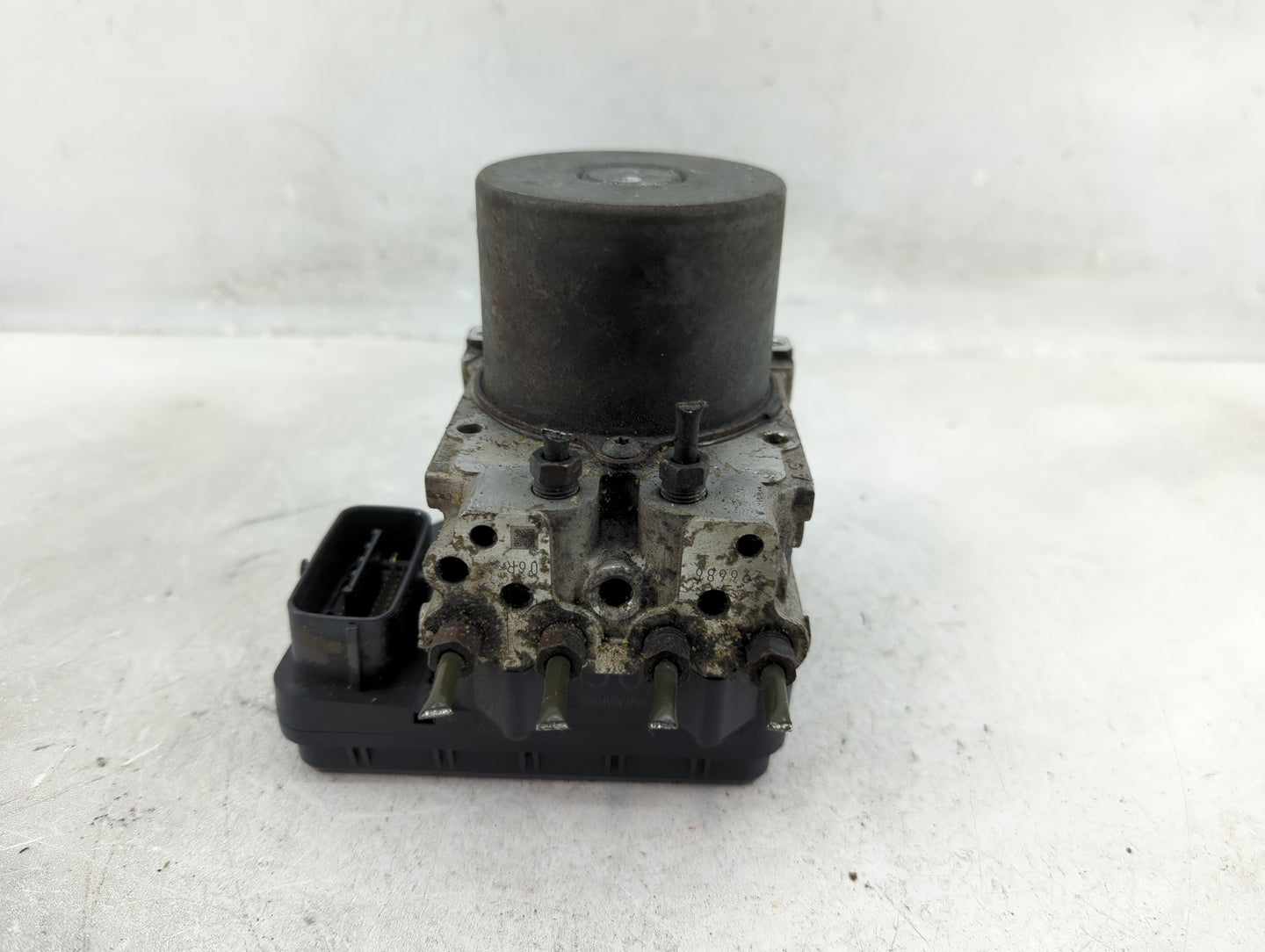 2013-2015 Scion Xb ABS Pump Control Module Replacement P/N:89541-12D30 44540-12512, 133800-5940 Fits Fits 2013 2014 2015 OEM