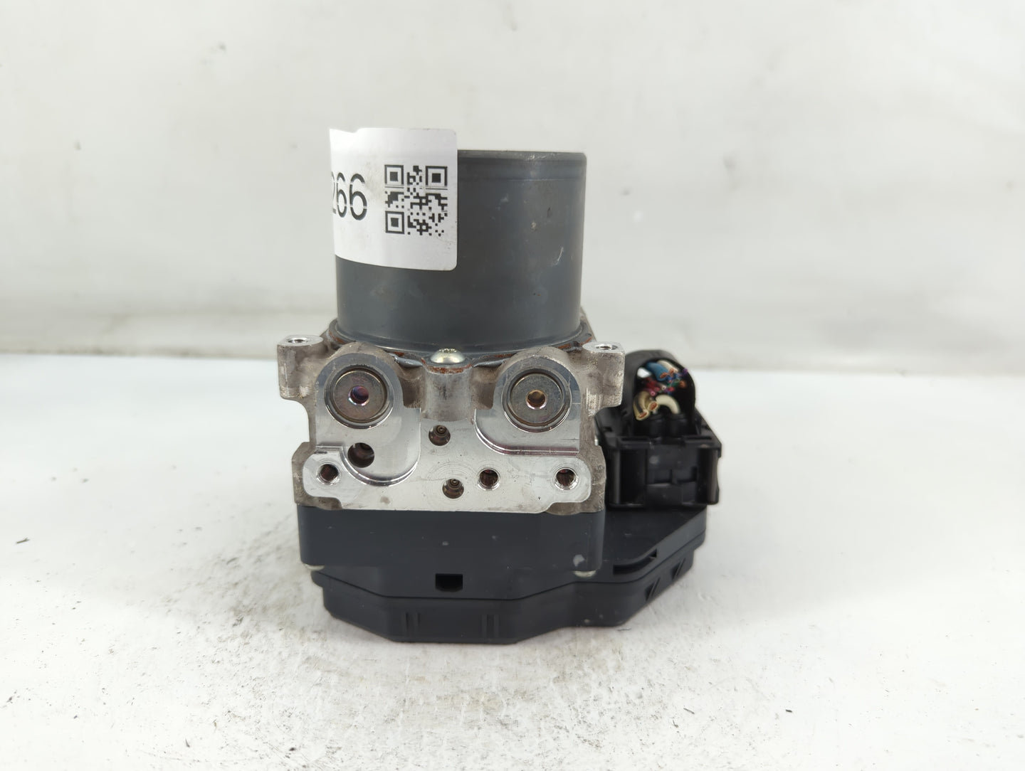 2013-2015 Scion Xb ABS Pump Control Module Replacement P/N:133800-5940 44540-12512 Fits Fits 2013 2014 2015 OEM Used Auto Pa