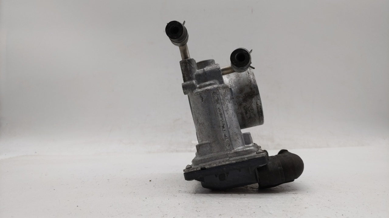 2013-2014 Scion Xd Throttle Body P/N:22030-07130 22030-37040 Fits Fits 2013 2014 OEM Used Auto Parts - Oemusedautoparts1.com