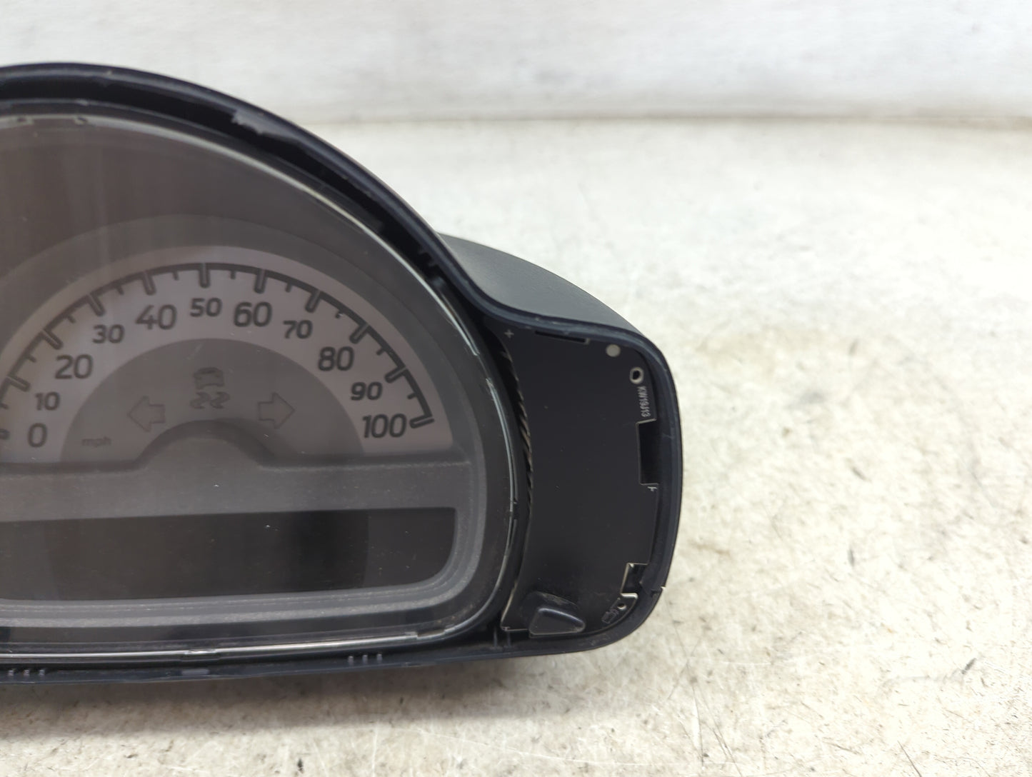 2014 Smart Fortwo Instrument Cluster Speedometer Gauges P/N:2205633-08 A4519002902/001, 13T249 Miles: Fits OEM Used Auto Par