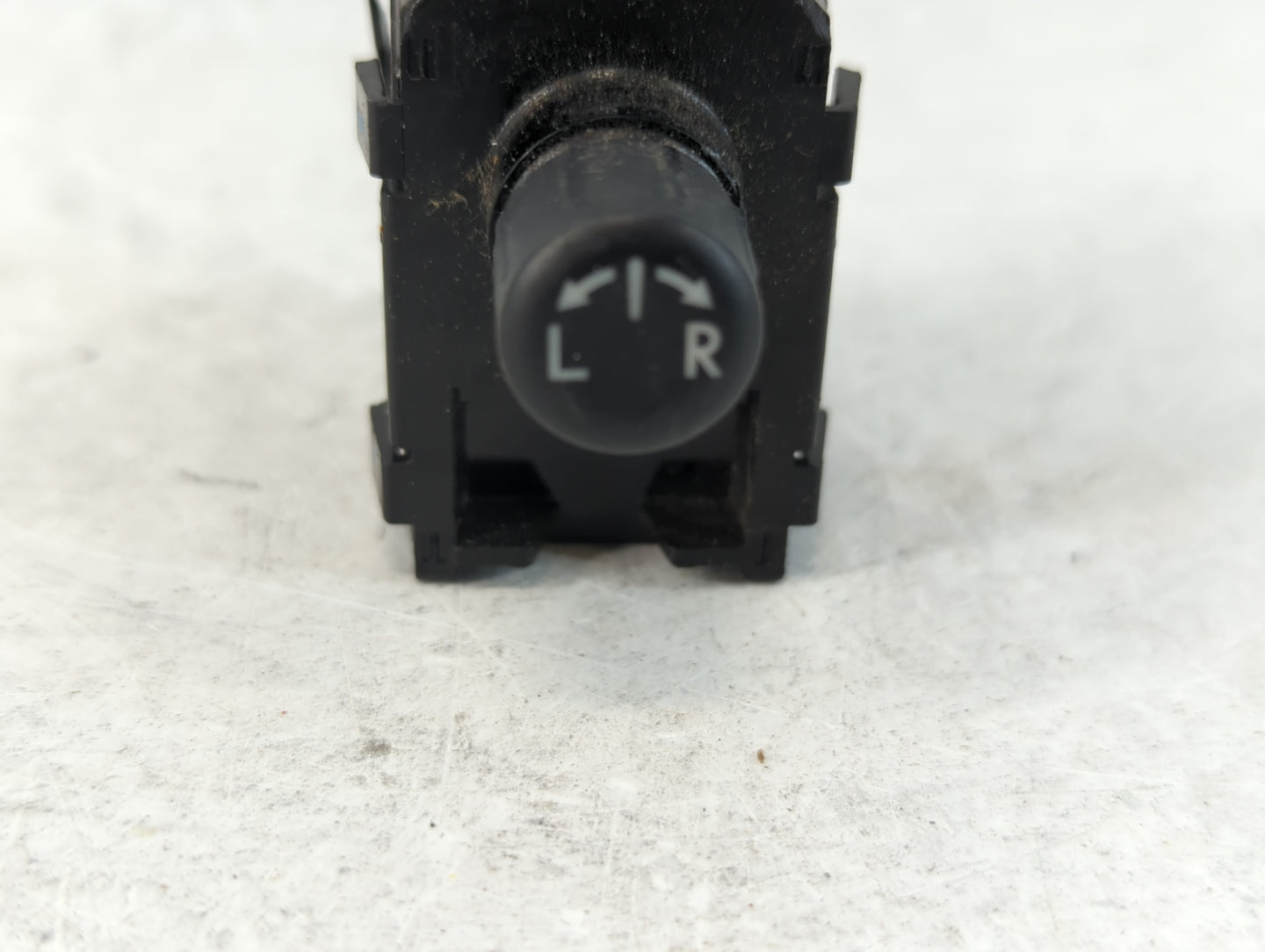 2014 Subaru Forester Master Power Window Switch Replacement Driver Side Left P/N:83061FJ010 Fits OEM Used Auto Parts - Oemus