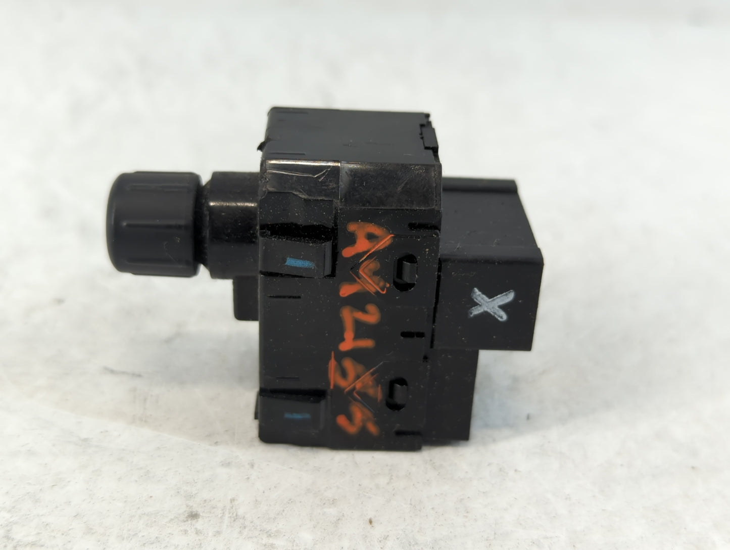 2014 Subaru Forester Master Power Window Switch Replacement Driver Side Left P/N:83061FJ010 Fits OEM Used Auto Parts - Oemus