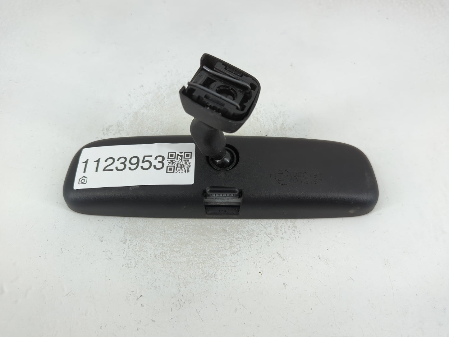 2014 Subaru Forester Interior Rear View Mirror Replacement OEM P/N:E4012197 E4022197 Fits OEM Used Auto Parts - Oemusedautop