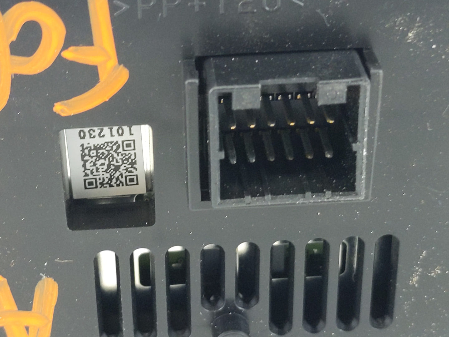 2014 Subaru Forester Information Display Screen - Oemusedautoparts1.com