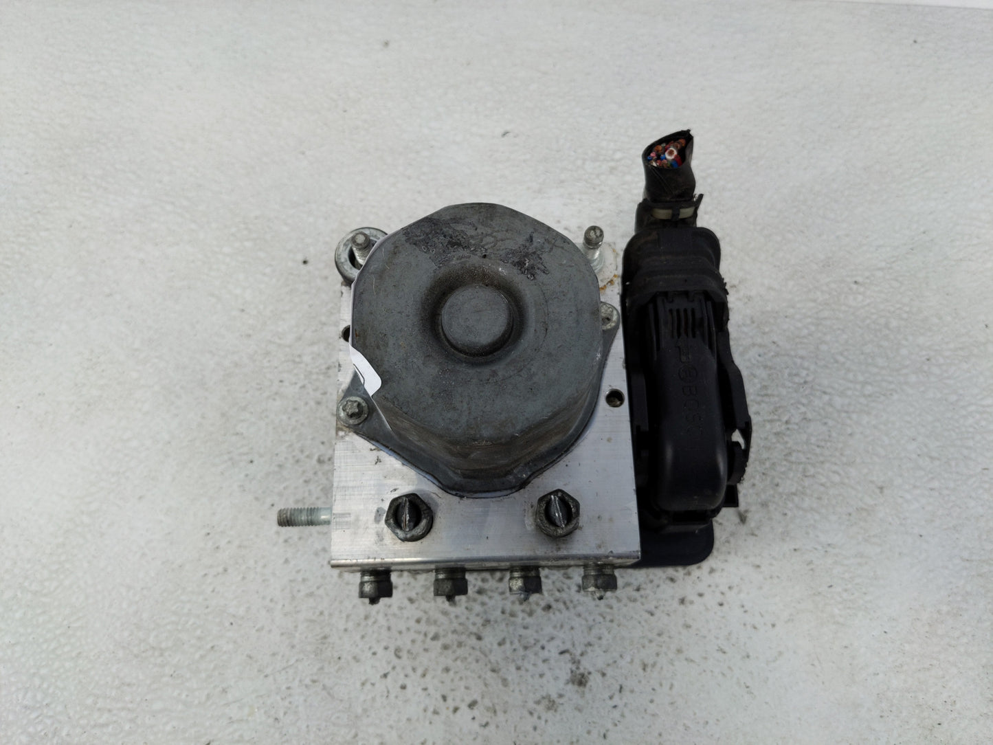 2014-2015 Subaru Forester ABS Pump Control Module Replacement P/N:275368G080 269 529 Fits Fits 2014 2015 OEM Used Auto Parts