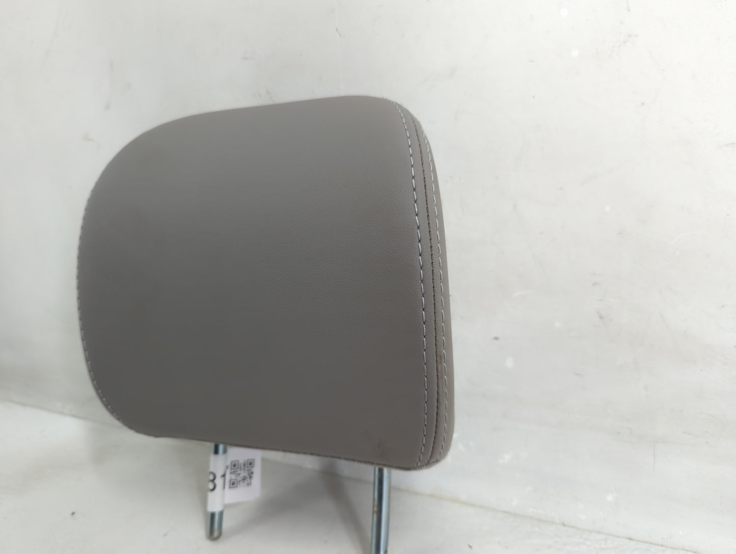 2014 Subaru Forester Headrest Head Rest Front Driver Passenger Seat Fits OEM Used Auto Parts - Oemusedautoparts1.com