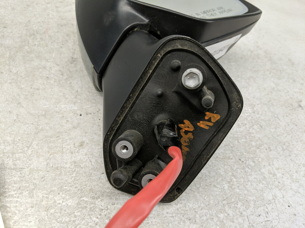 2014-2016 Subaru Forester Passenger Side View Mirror - Right Door Mirror OEM Used - Oemusedautoparts1.com