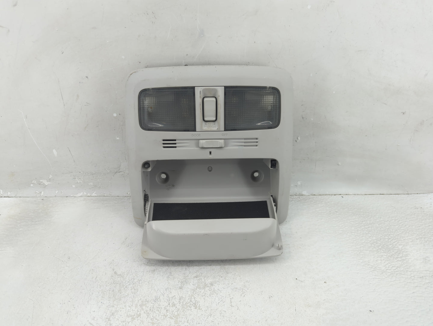 2014 Subaru Forester Overhead Roof Console - Oemusedautoparts1.com