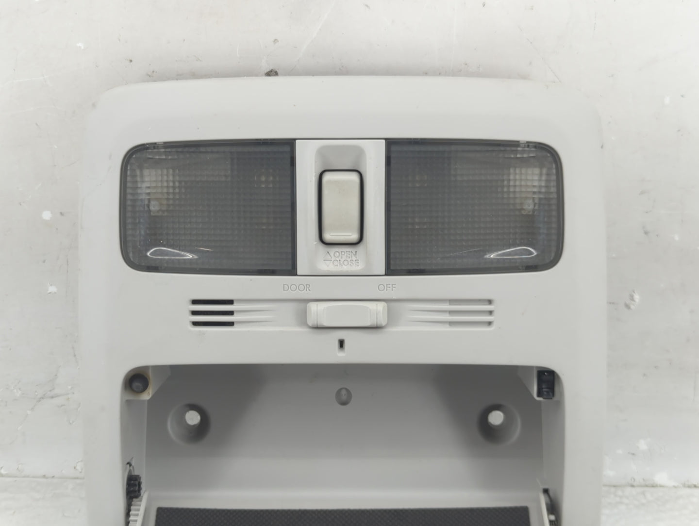 2010-2015 Subaru Forester Overhead Roof Console 1321865 - Oemusedautoparts1.com