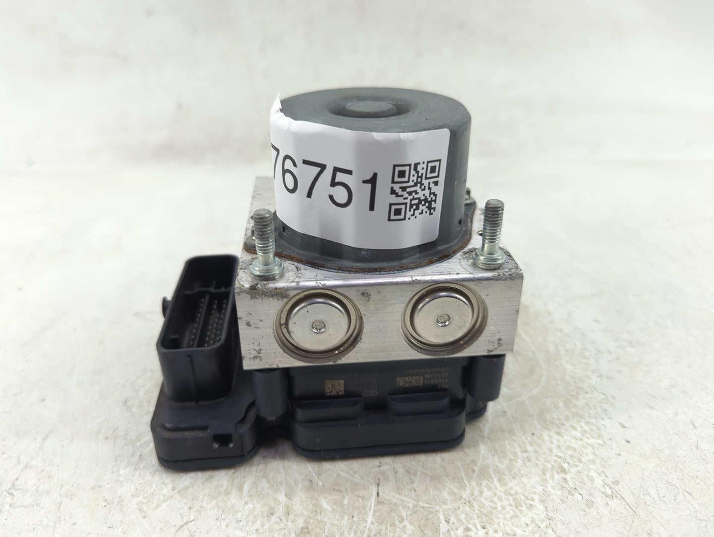 2014-2015 Subaru Forester ABS Pump Control Module Replacement P/N:0265956131 2265106452 Fits Fits 2014 2015 OEM Used Auto Pa