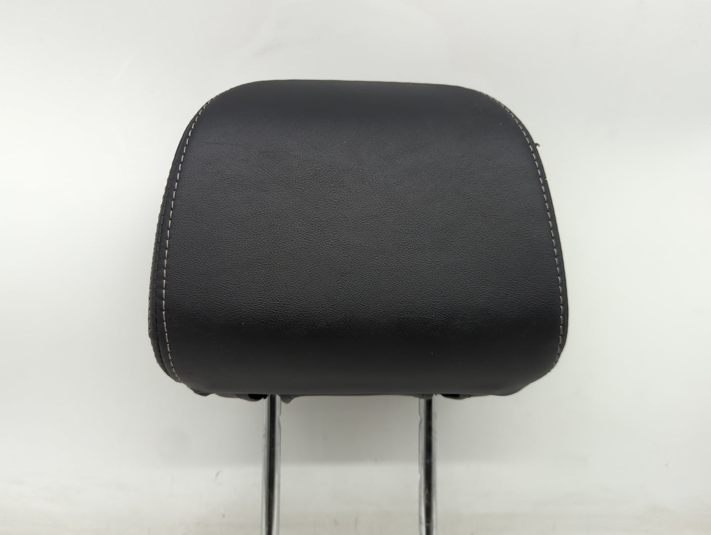 2014 Subaru Forester Headrest Head Rest Front Driver Passenger Seat Fits OEM Used Auto Parts - Oemusedautoparts1.com