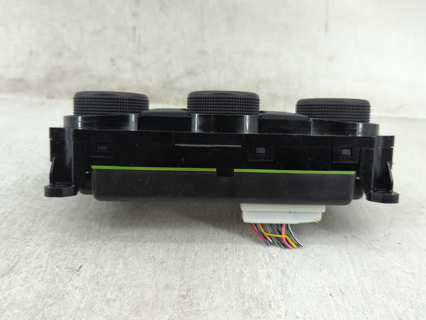 2014 Subaru Forester Climate Control Module Temperature AC/Heater Replacement Fits OEM Used Auto Parts - Oemusedautoparts1.c