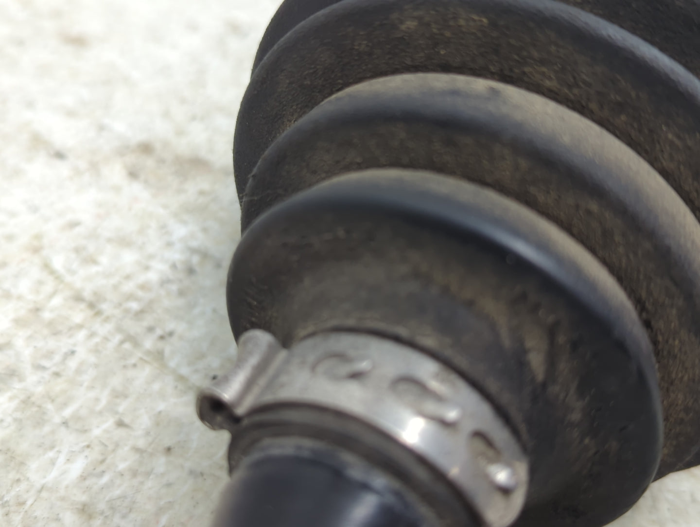 2014-2014 Subaru Forester Axle Shaft Front Passenger Cv C/v - Oemusedautoparts1.com