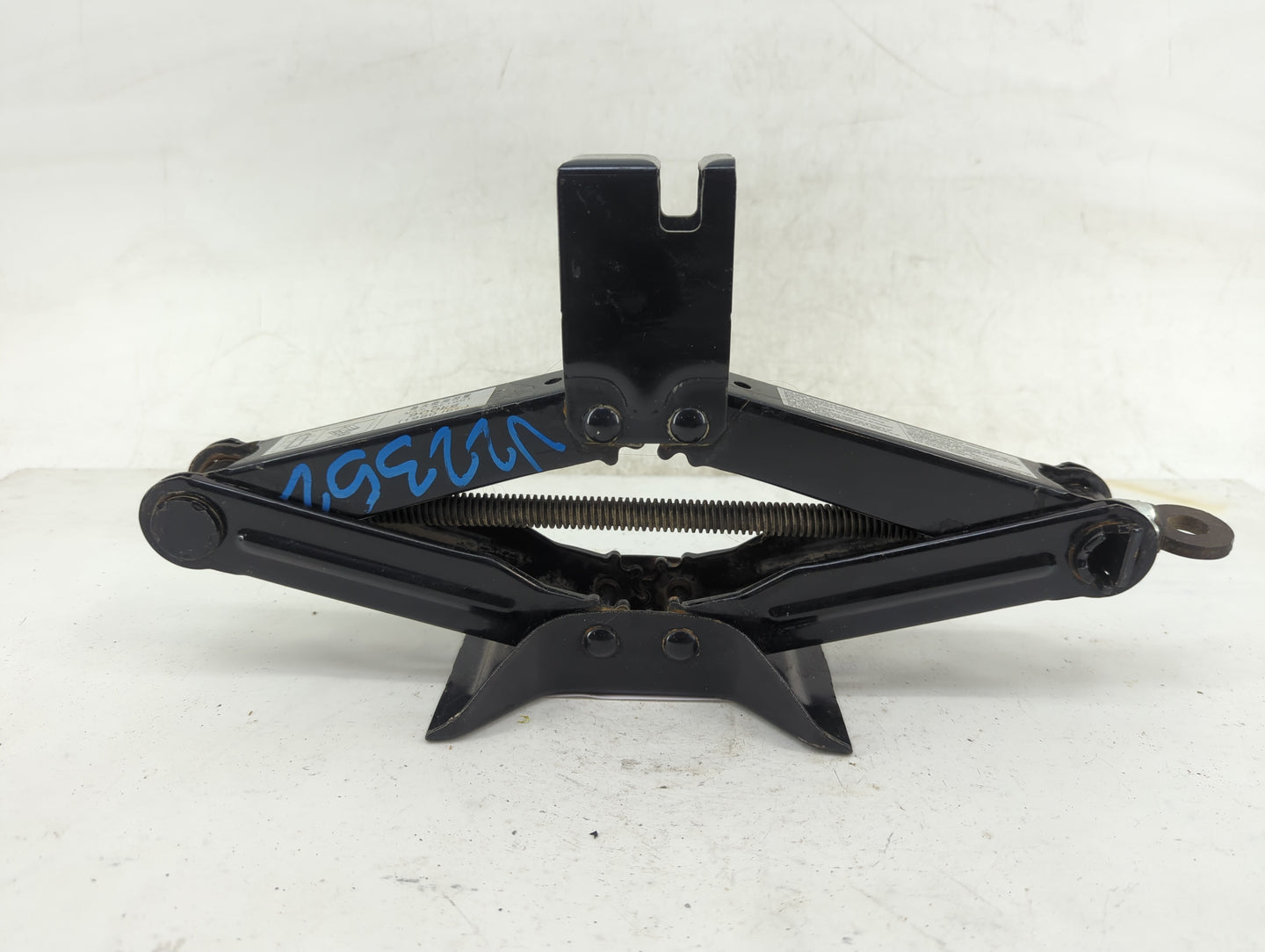 2014 Subaru Forester Spare Scissor Car Jack - Oemusedautoparts1.com