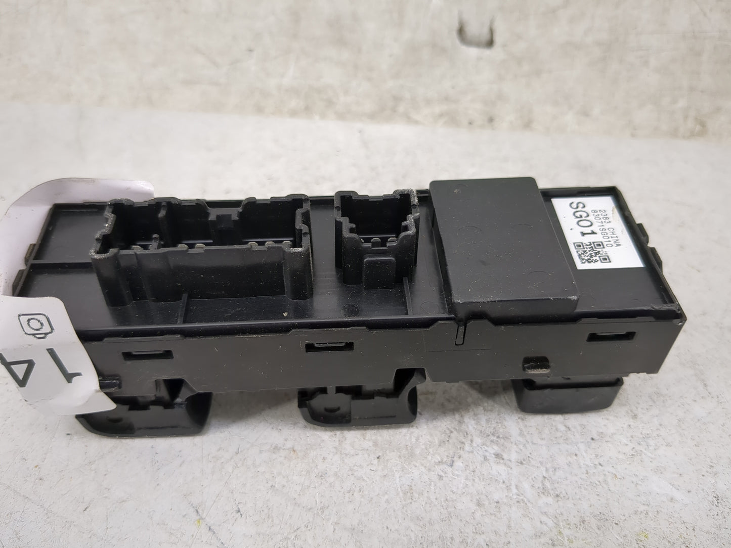 2014 Subaru Forester Master Power Window Switch Replacement Driver Side Left P/N:83071SG010 Fits OEM Used Auto Parts - Oemus