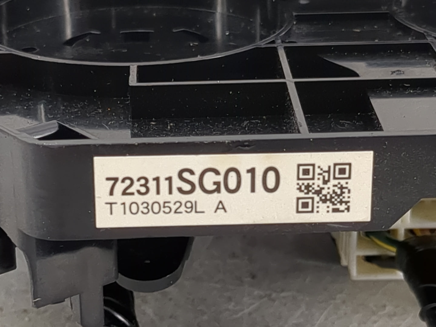 2014 Subaru Forester Climate Control Module Temperature AC/Heater Replacement P/N:72311SG010 Fits OEM Used Auto Parts - Oemu