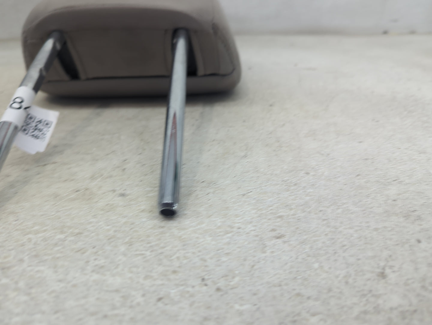 2014 Subaru Forester Headrest Head Rest Front Driver Seat Gray 1472845 - Oemusedautoparts1.com