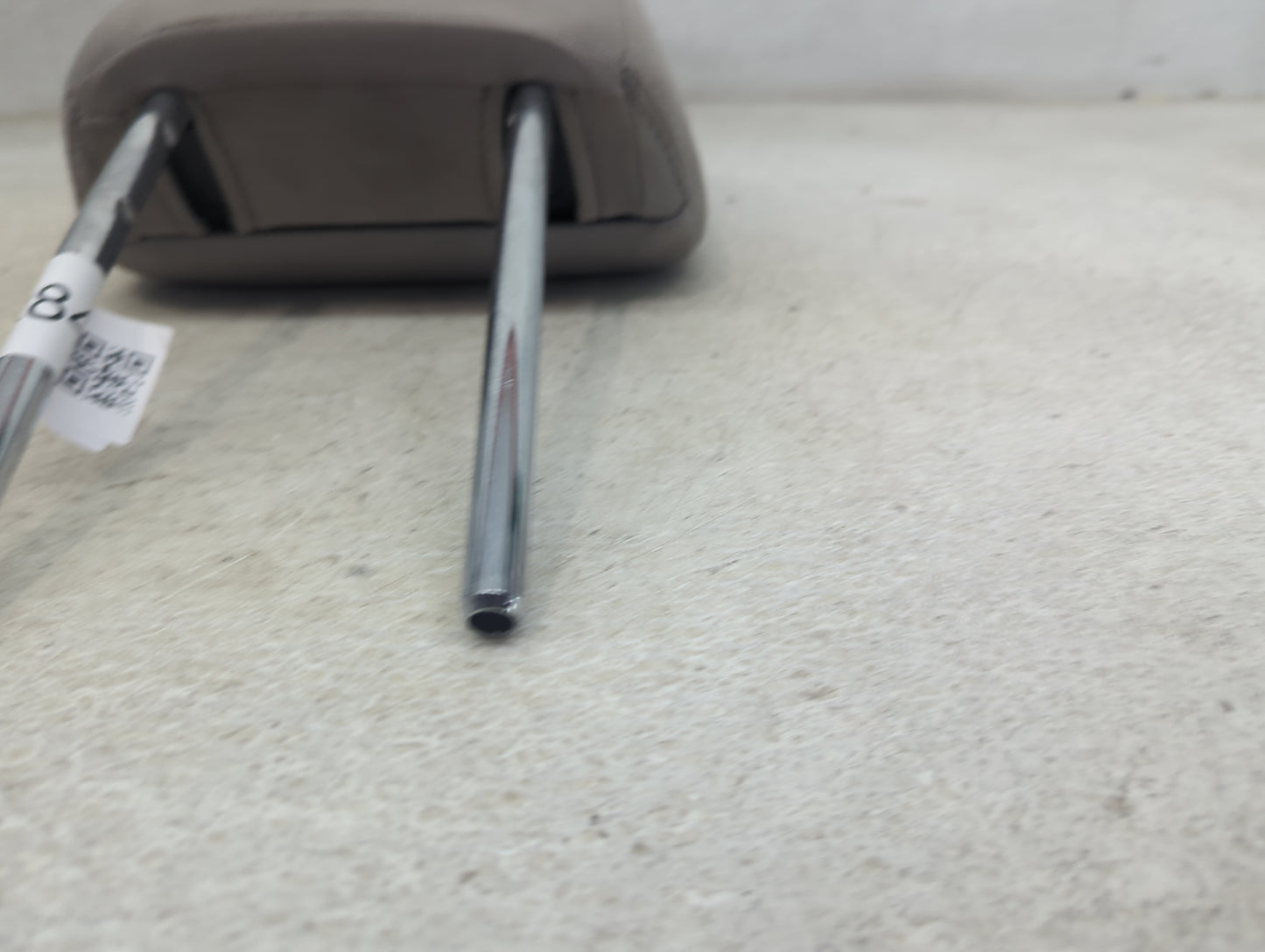 2014 Subaru Forester Headrest Head Rest Front Driver Seat Gray 1472845 - Oemusedautoparts1.com