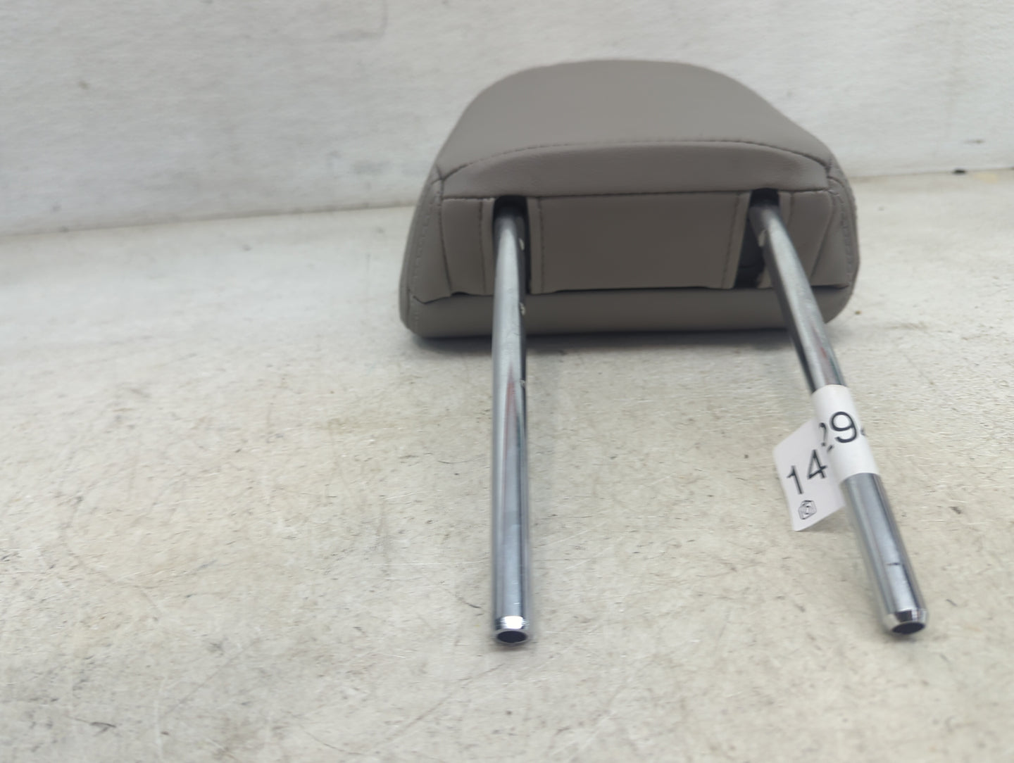 2014 Subaru Forester Headrest Head Rest Front Driver Seat Gray - Oemusedautoparts1.com