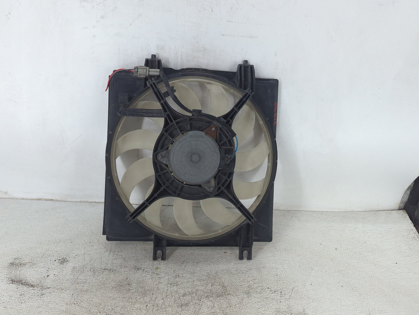 2014 Subaru Forester Electric Radiator Cooling Fan Motor Assembly P/N:81400604 130-M3206 Fits OEM Used Auto Parts - Oemuseda