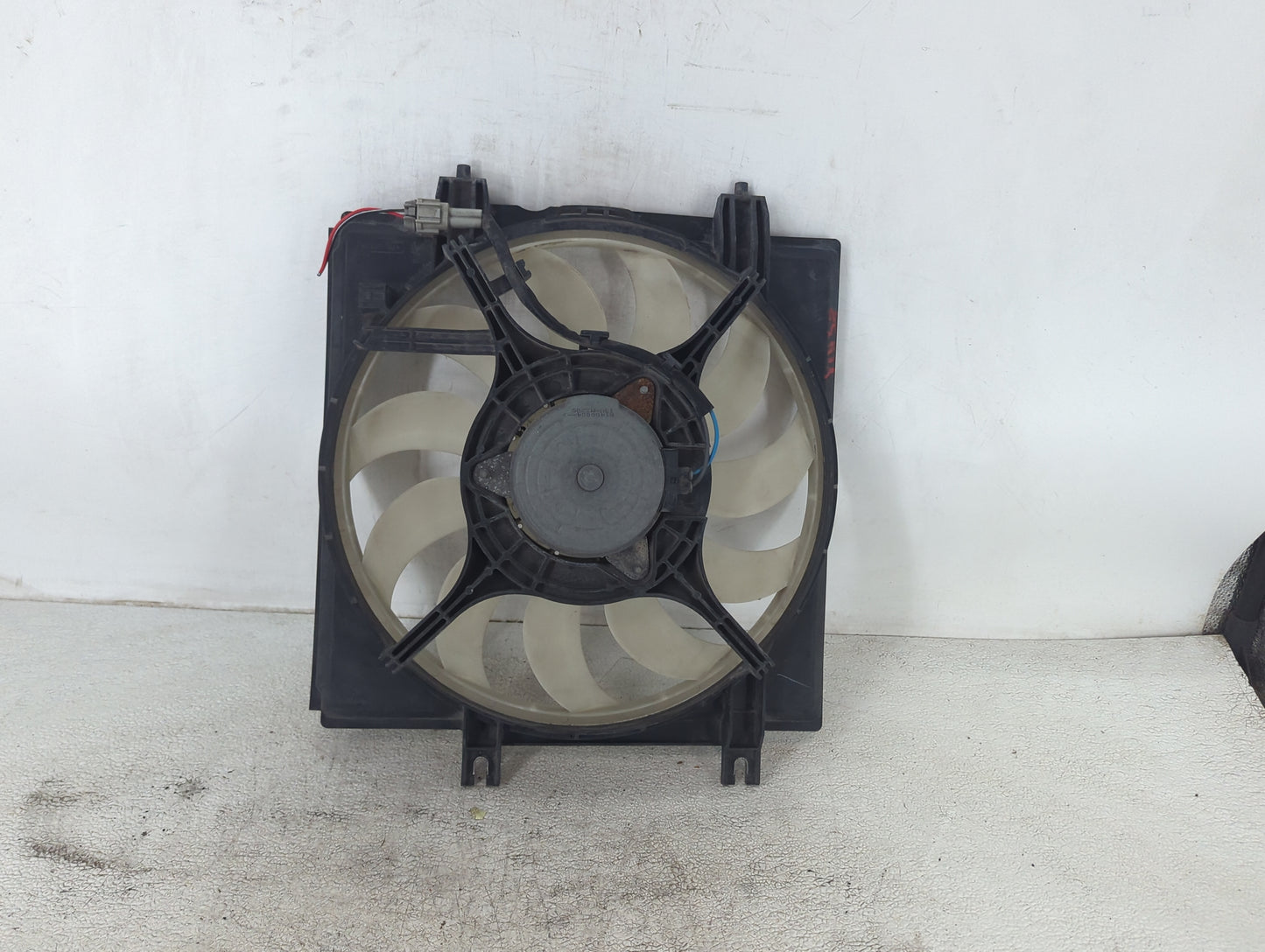 2014 Subaru Forester Electric Radiator Cooling Fan Motor Assembly P/N:81400604 130-M3206 Fits OEM Used Auto Parts - Oemuseda