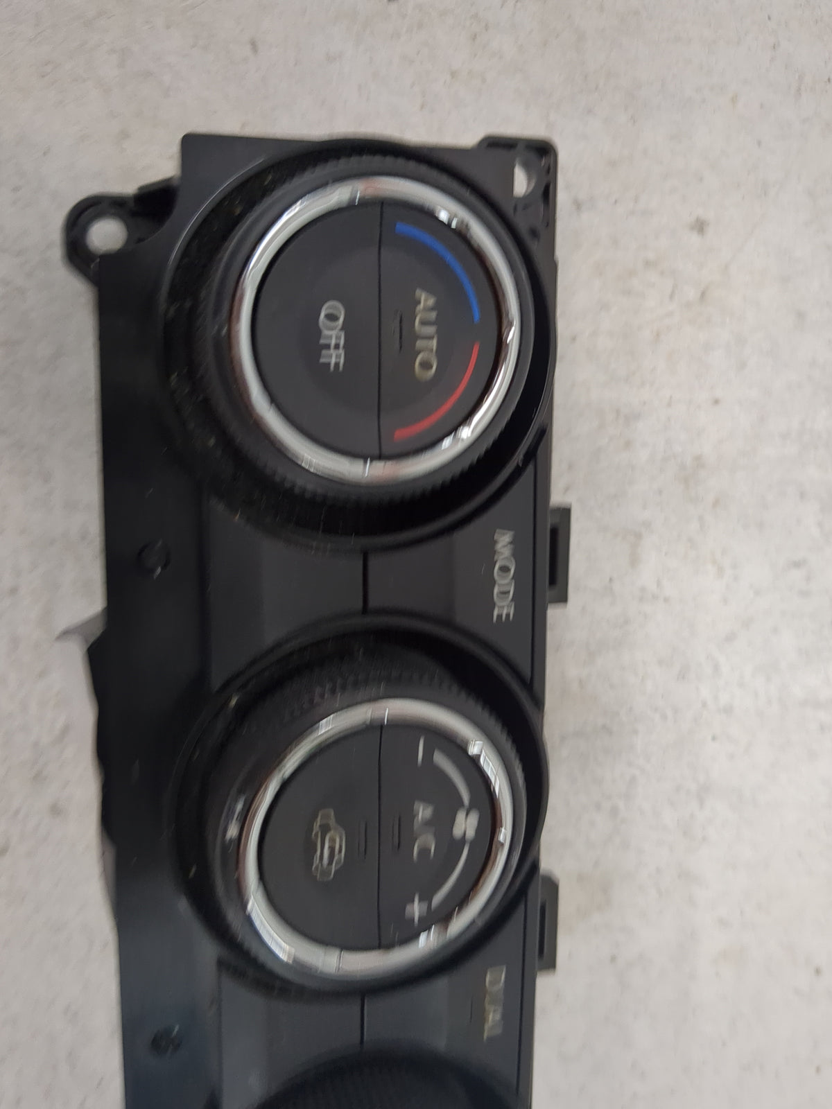 2014-2015 Subaru Forester Climate Control Module Temperature AC/Heater Replacement P/N:72311SG040 T103051 4W C Fits Fits 201