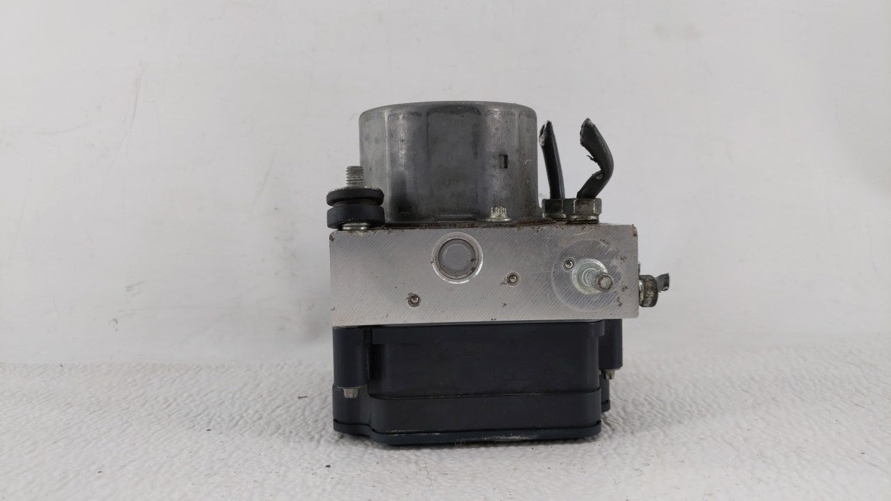 2014-2015 Subaru Forester ABS Pump Control Module Replacement P/N:27536SG000 Fits Fits 2014 2015 OEM Used Auto Parts - Oemus