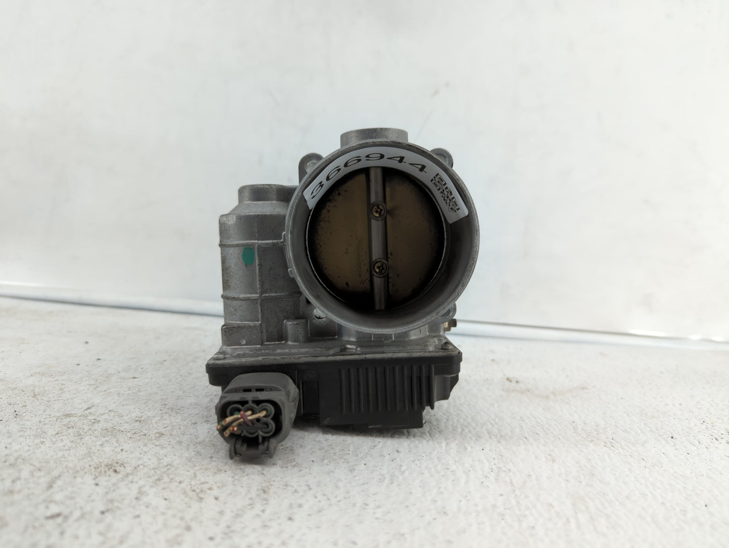 2014-2017 Subaru Forester Throttle Body P/N:P5613 1 Fits Fits 2014 2015 2016 2017 OEM Used Auto Parts - Oemusedautoparts1.co