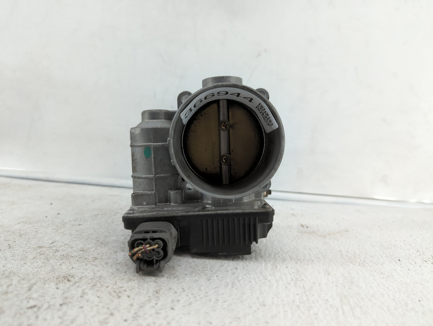 2014-2017 Subaru Forester Throttle Body P/N:P5613 1 Fits Fits 2014 2015 2016 2017 OEM Used Auto Parts - Oemusedautoparts1.co