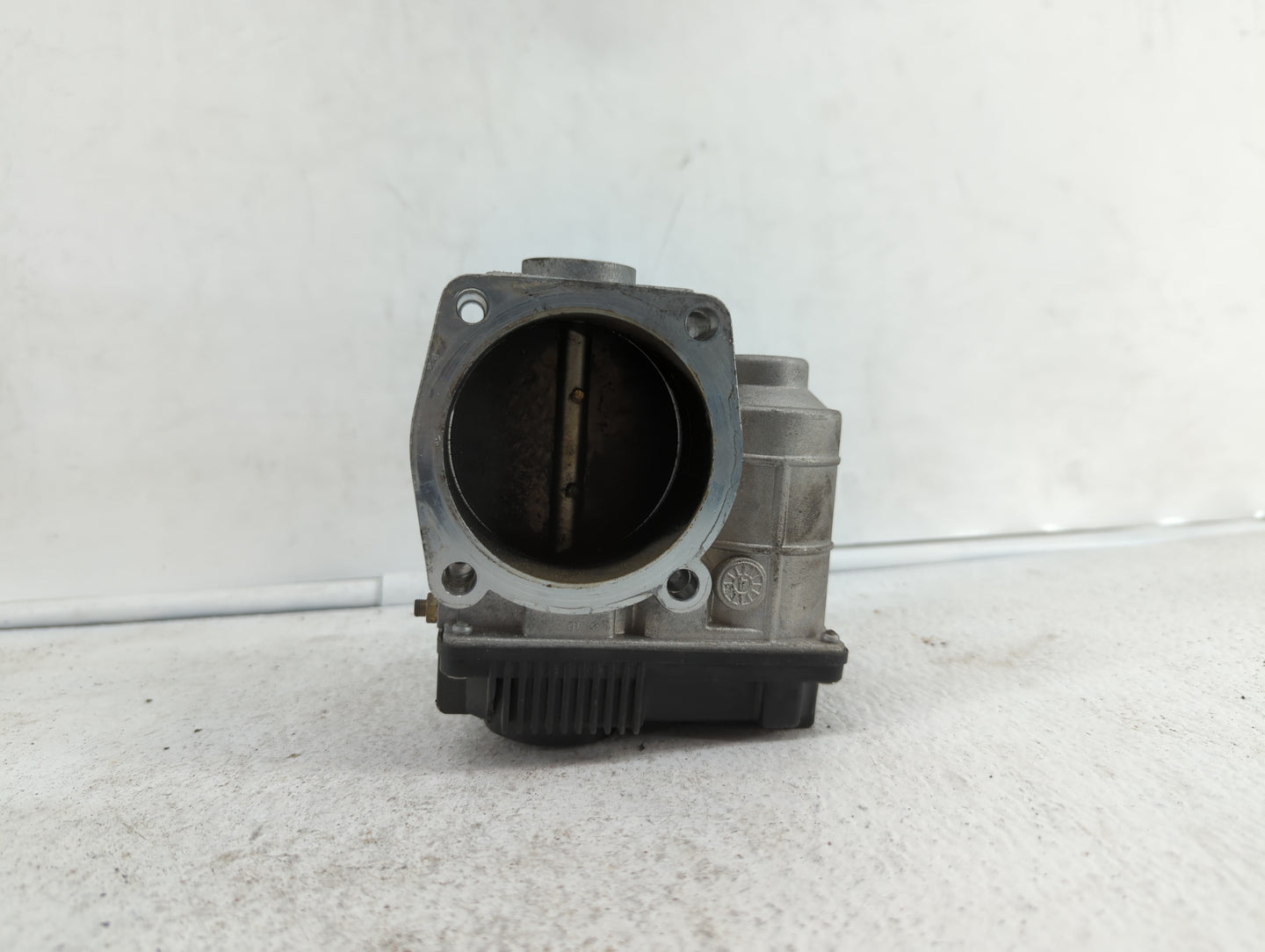 2014-2017 Subaru Forester Throttle Body P/N:P5613 1 Fits Fits 2014 2015 2016 2017 OEM Used Auto Parts - Oemusedautoparts1.co