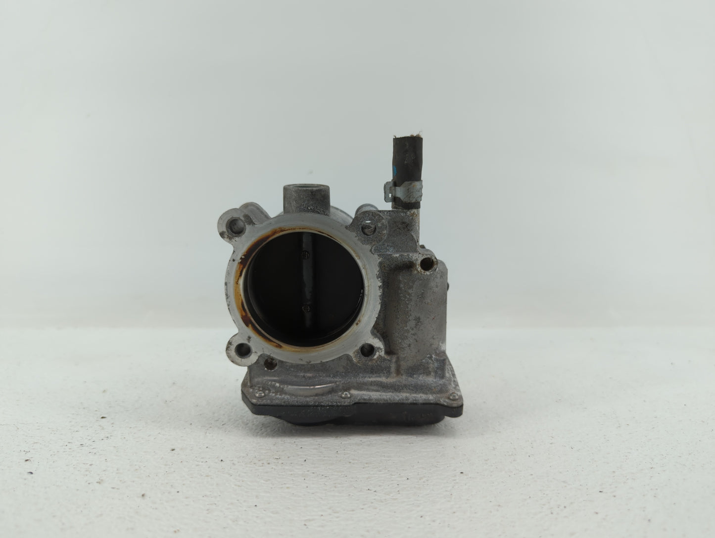 2011-2017 Subaru Forester Throttle Body P/N:16112AA380 Fits Fits 2011 2012 2013 2014 2015 2016 2017 OEM Used Auto Parts - Oe