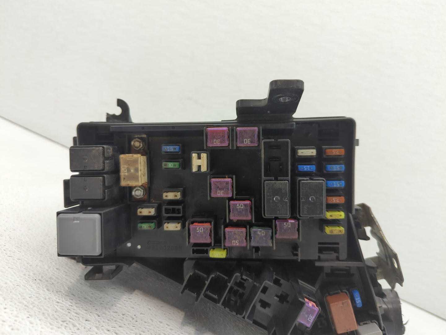 2016-2018 Subaru Forester Fusebox Fuse Box Panel Relay Module P/N:MB503601B Fits Fits 2016 2017 2018 OEM Used Auto Parts - O
