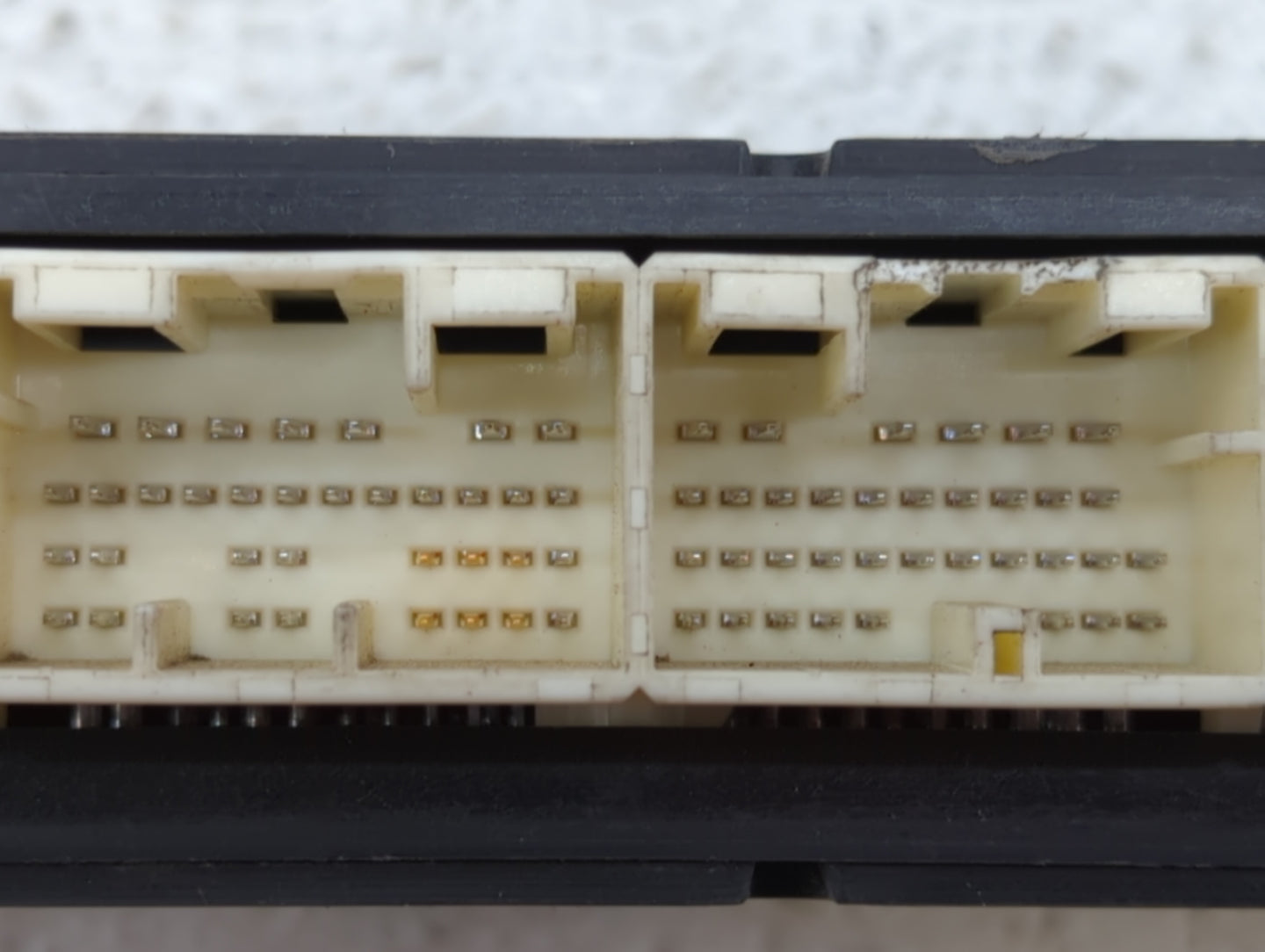 2014 Subaru Forester PCM Engine Control Computer ECU ECM PCU OEM P/N:112700-2072 22765AE220 Fits OEM Used Auto Parts - Oemus
