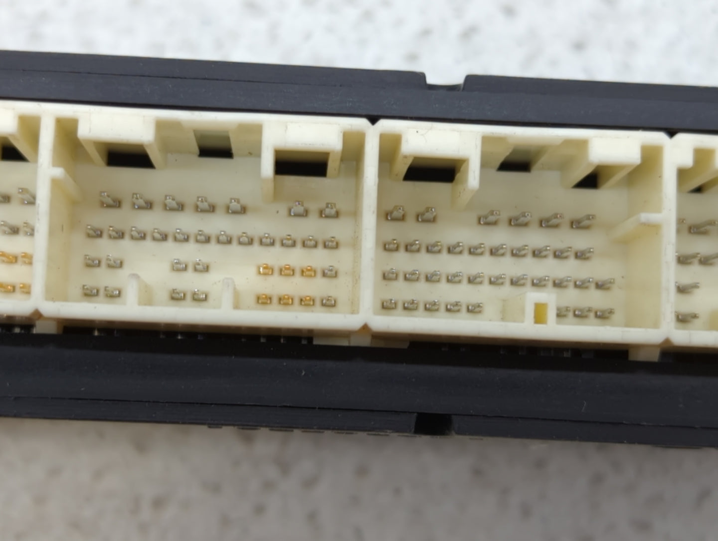 2014 Subaru Forester PCM Engine Control Computer ECU ECM PCU OEM P/N:112700-2072 22765AE220 Fits OEM Used Auto Parts - Oemus