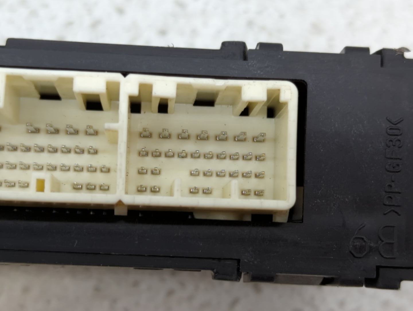 2014 Subaru Forester PCM Engine Control Computer ECU ECM PCU OEM P/N:112700-2072 22765AE220 Fits OEM Used Auto Parts - Oemus