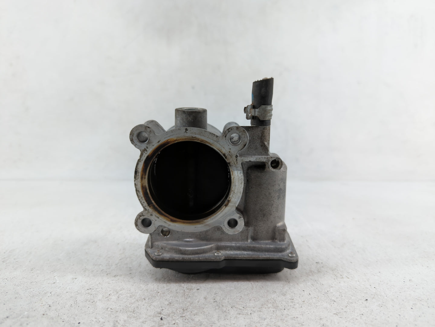 2011-2017 Subaru Forester Throttle Body P/N:16112AA380 Fits Fits 2011 2012 2013 2014 2015 2016 2017 OEM Used Auto Parts - Oe