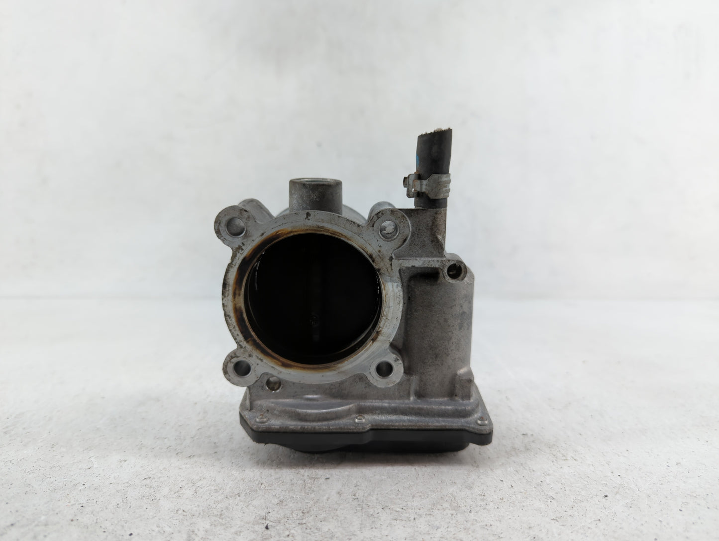 2011-2017 Subaru Forester Throttle Body P/N:16112AA380 Fits Fits 2011 2012 2013 2014 2015 2016 2017 OEM Used Auto Parts - Oe